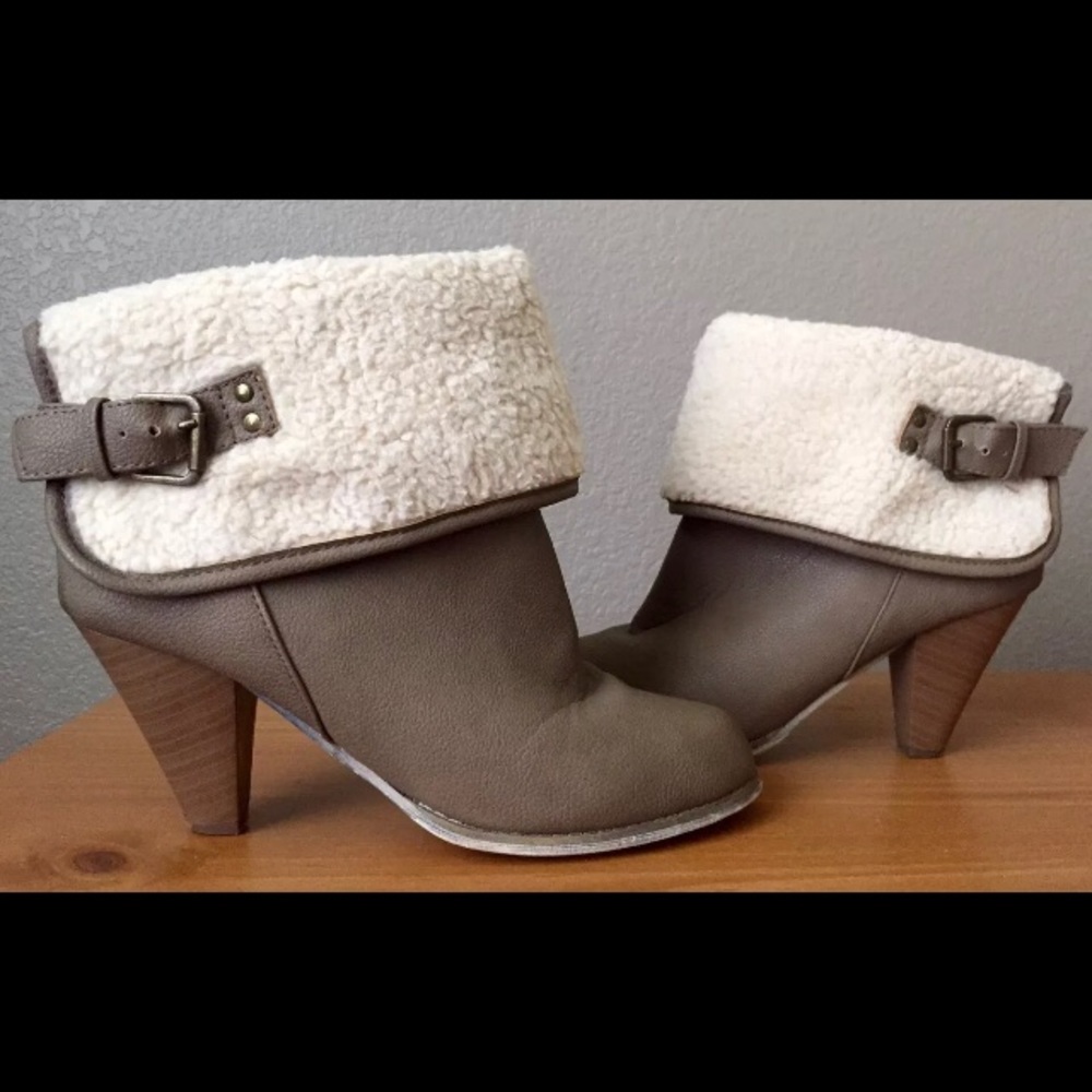 Tan Faux Fur Faux Leather High Heel Ankle Bootie